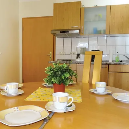 Apartament Front In Insel Poelgollwitz *
